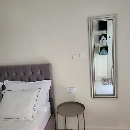 Old Town Sedlar * سبليت